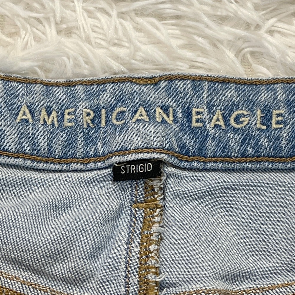 American Eagle Outfitters STRIGID Light Blue Women’s MOM Jeans SIZE 18 S - Picture 6 of 10
